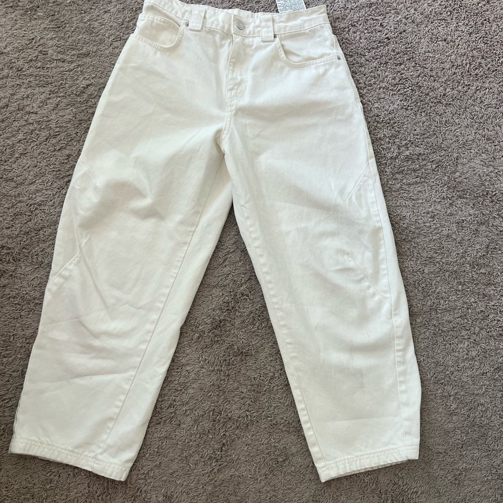 Zara White Barrel Jeans size 4